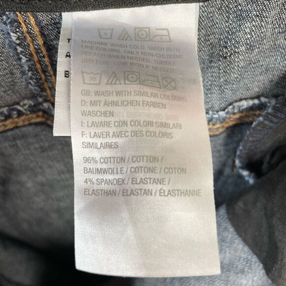 D&Co. Stretch Fit Cripped Denim Jeans Size 14P EUC - Picture 5 of 5